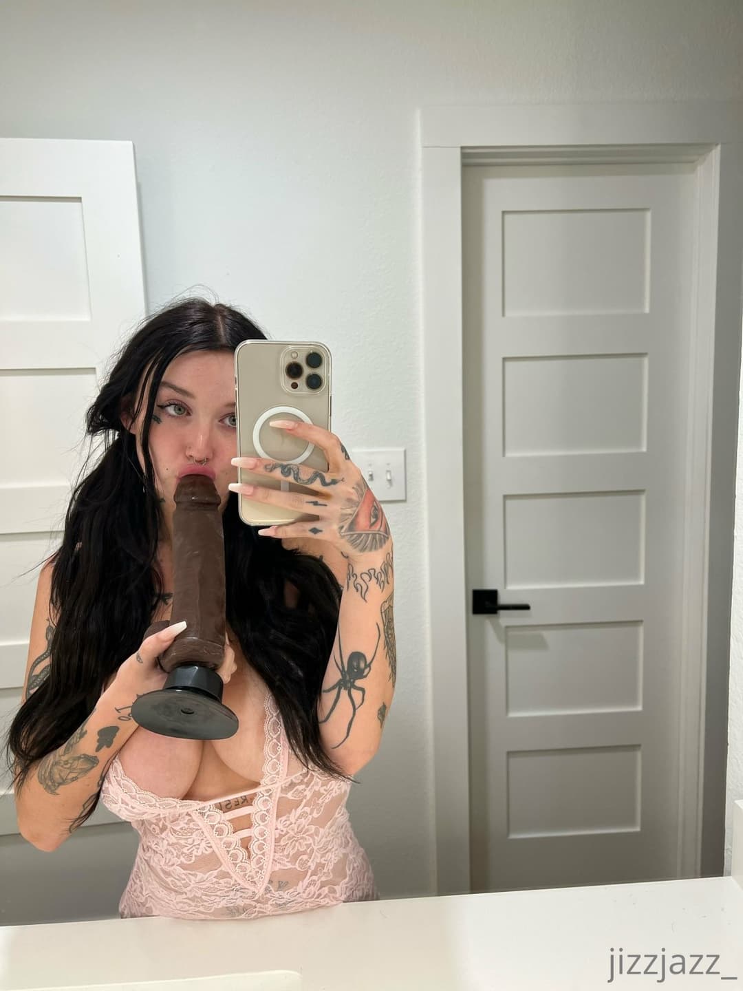 Click to view full size VIP Jas Sex Scenes and Pics