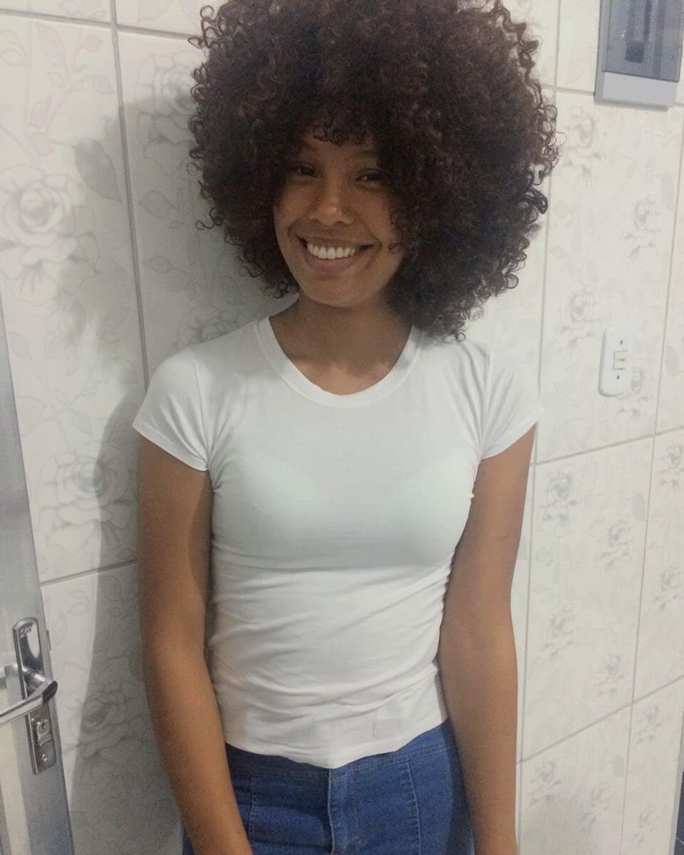 Letícia from Brazil - Pics (Dressed and Naked)