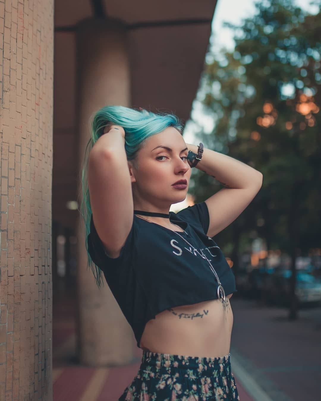 Webslut English teacher Sasha Kuzmić