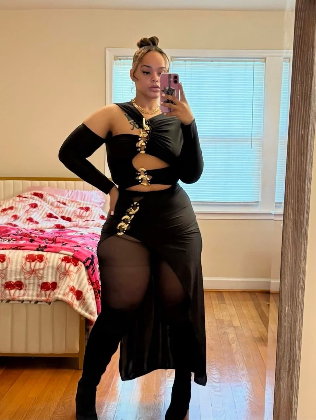 THICK CURVY EBONY BIG BOOTY