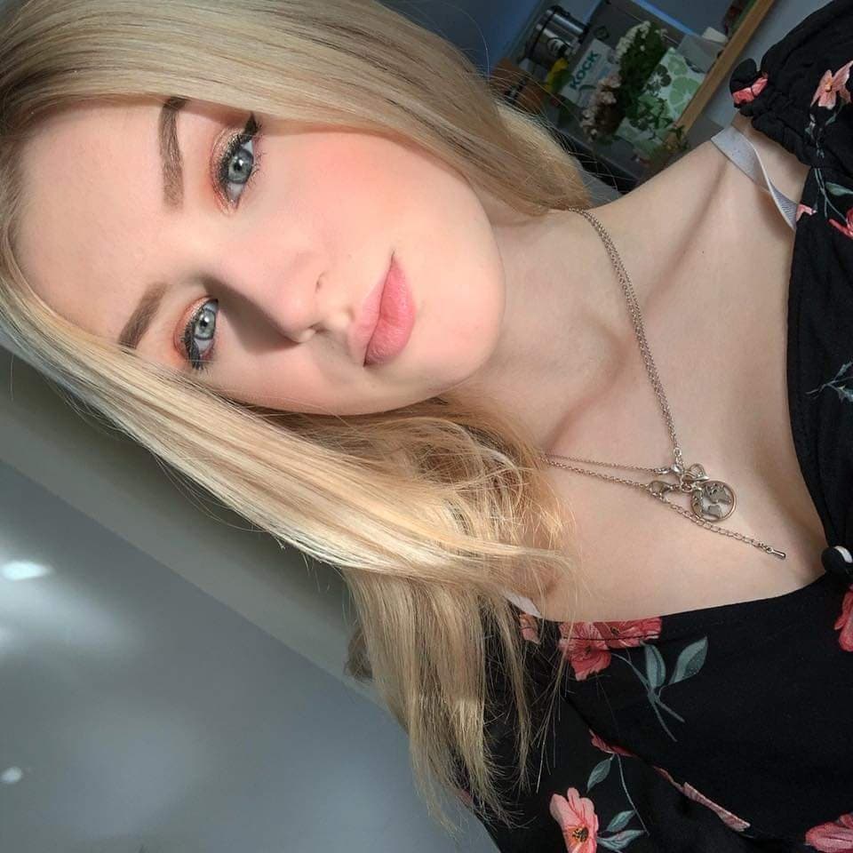 Vanessa 21yo Polish cocksucker living  in Germany