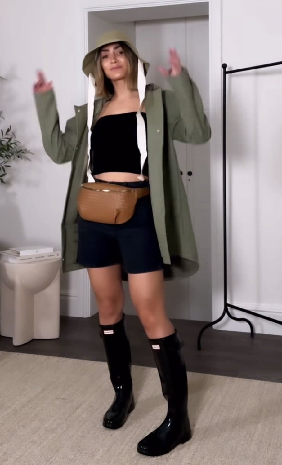 Frankie Bridge - Boots