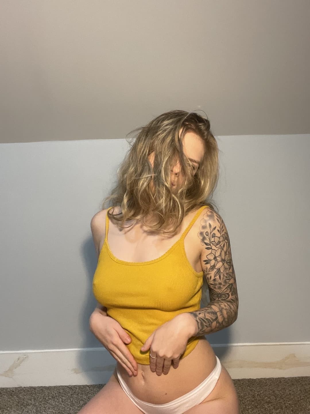 Blonde college slut. DM if you want to watch us in person and you jack off