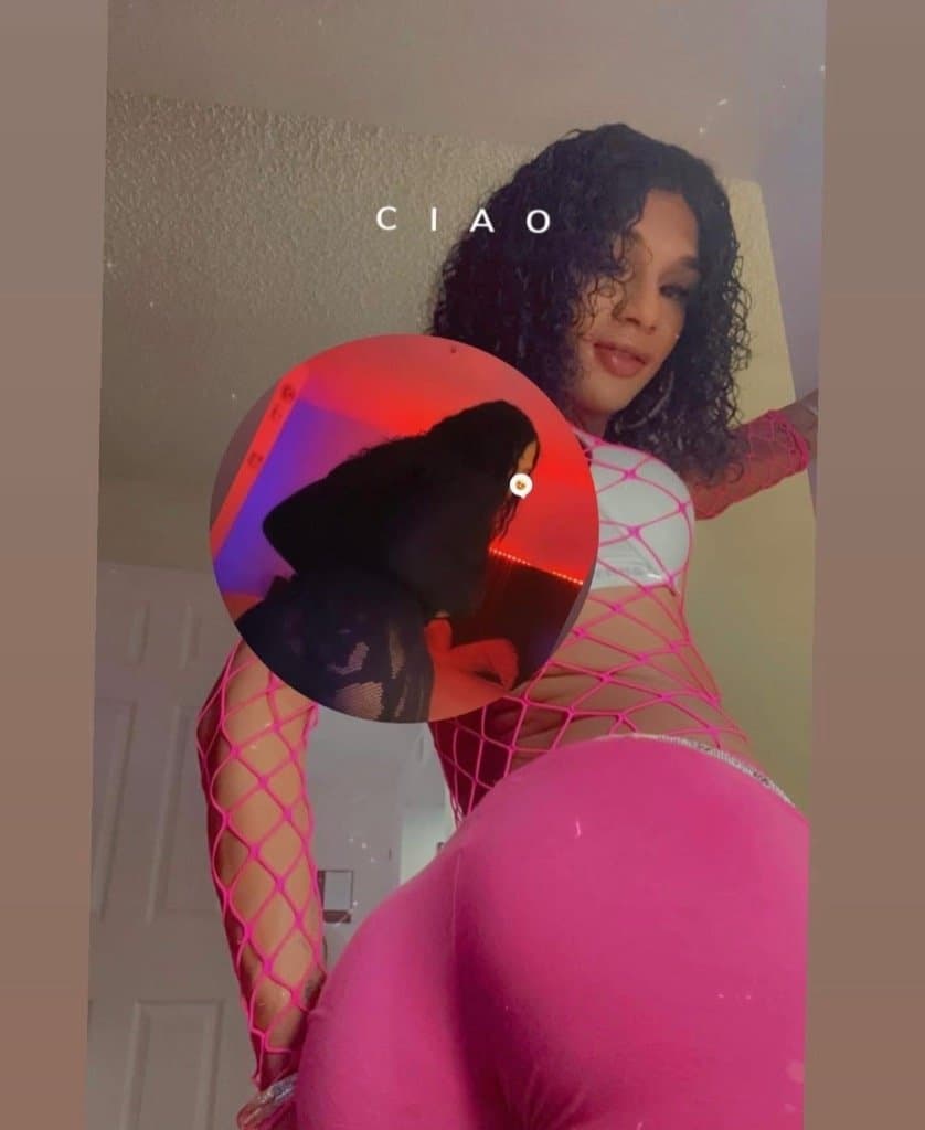 100% real creamy lightskin sister gave her bf headn recorded plus creamy backshots. Found in phone