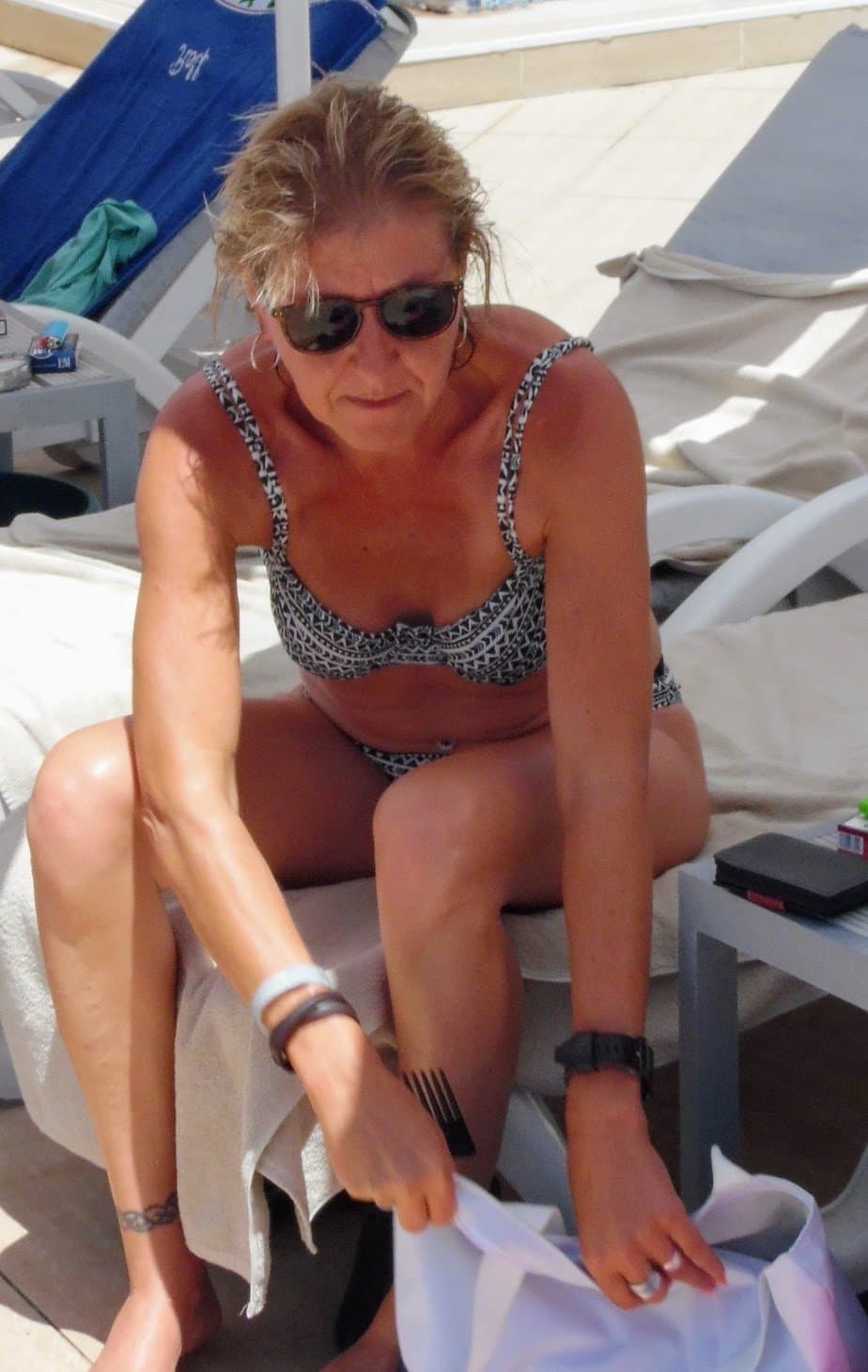 Gabi from Germany  spy pics ...quick risk