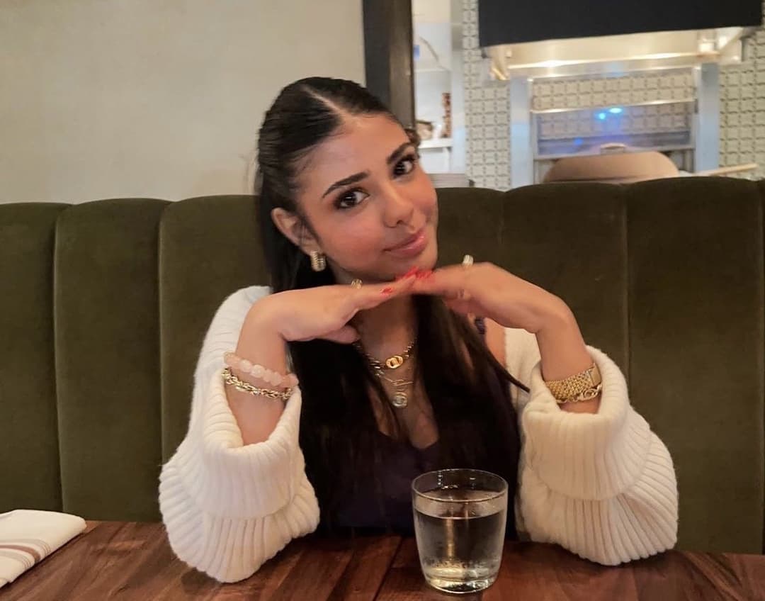 Big boobs Iranian girl