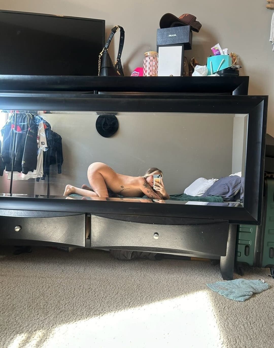 #43 Abb3y Wins the Boob Awards