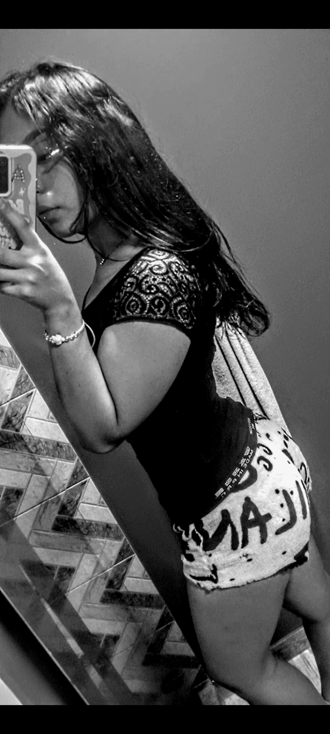 Mi nva Colombiana adolescente de culo grande