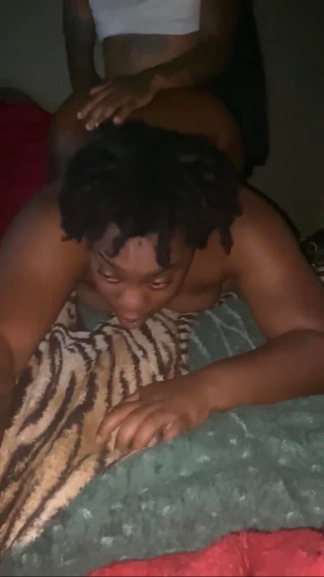 Nasty couple freaking on Reddit