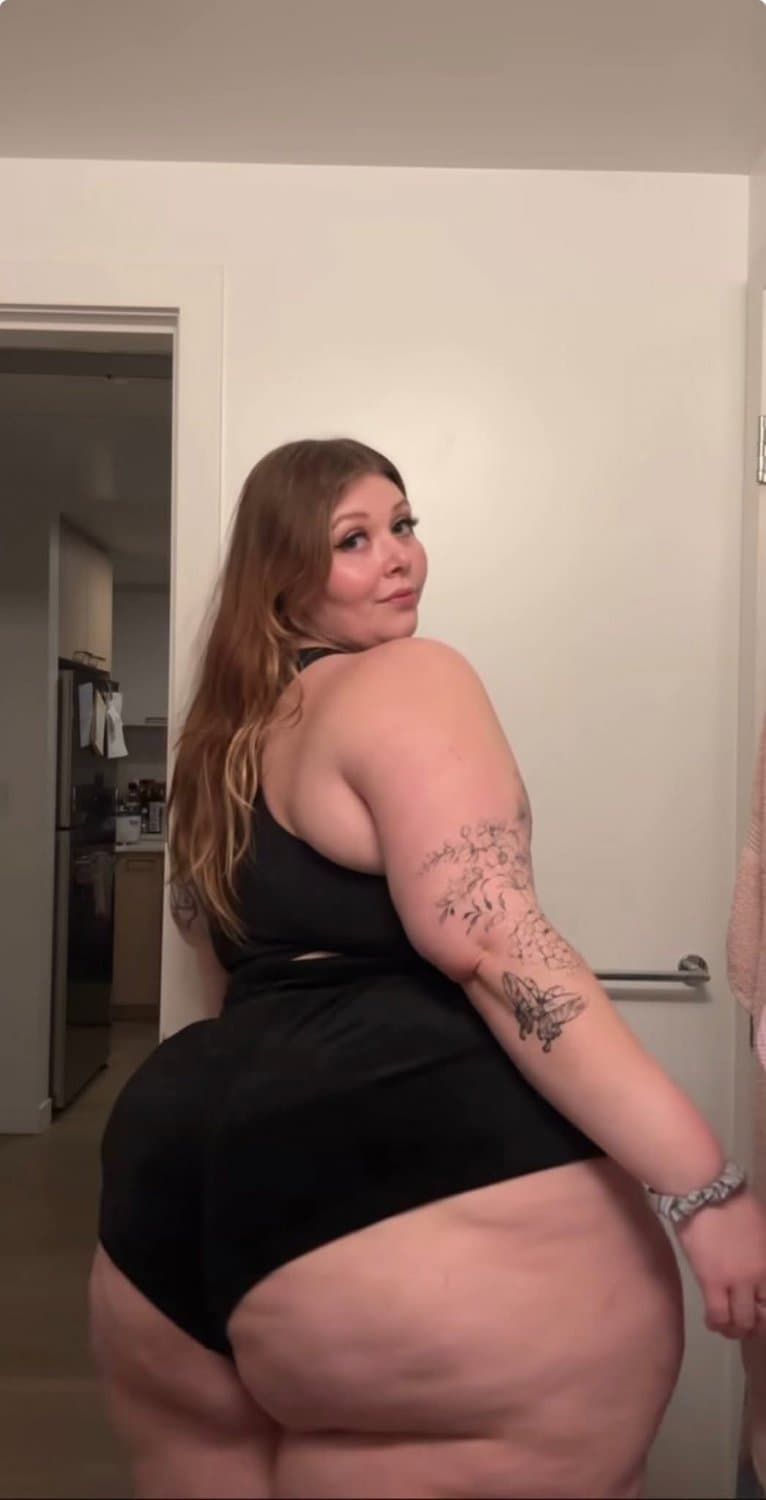 Click to view full size MASSIVE HUGE ASS SSBBW