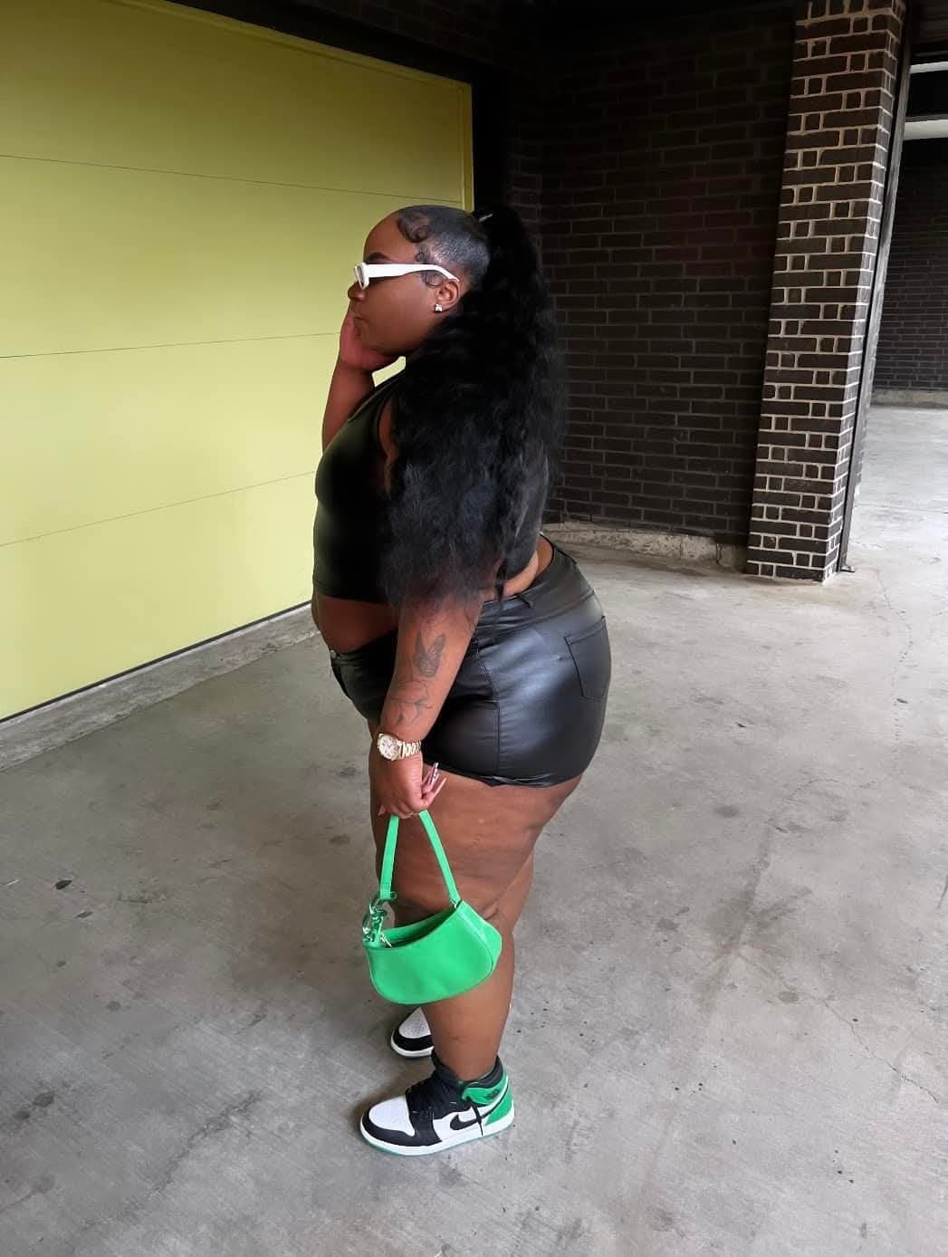 SEXY CHUNKY CHUBBY THICK CHOCOLATE EBONY BIG HUGE ASS SSBBW BBW