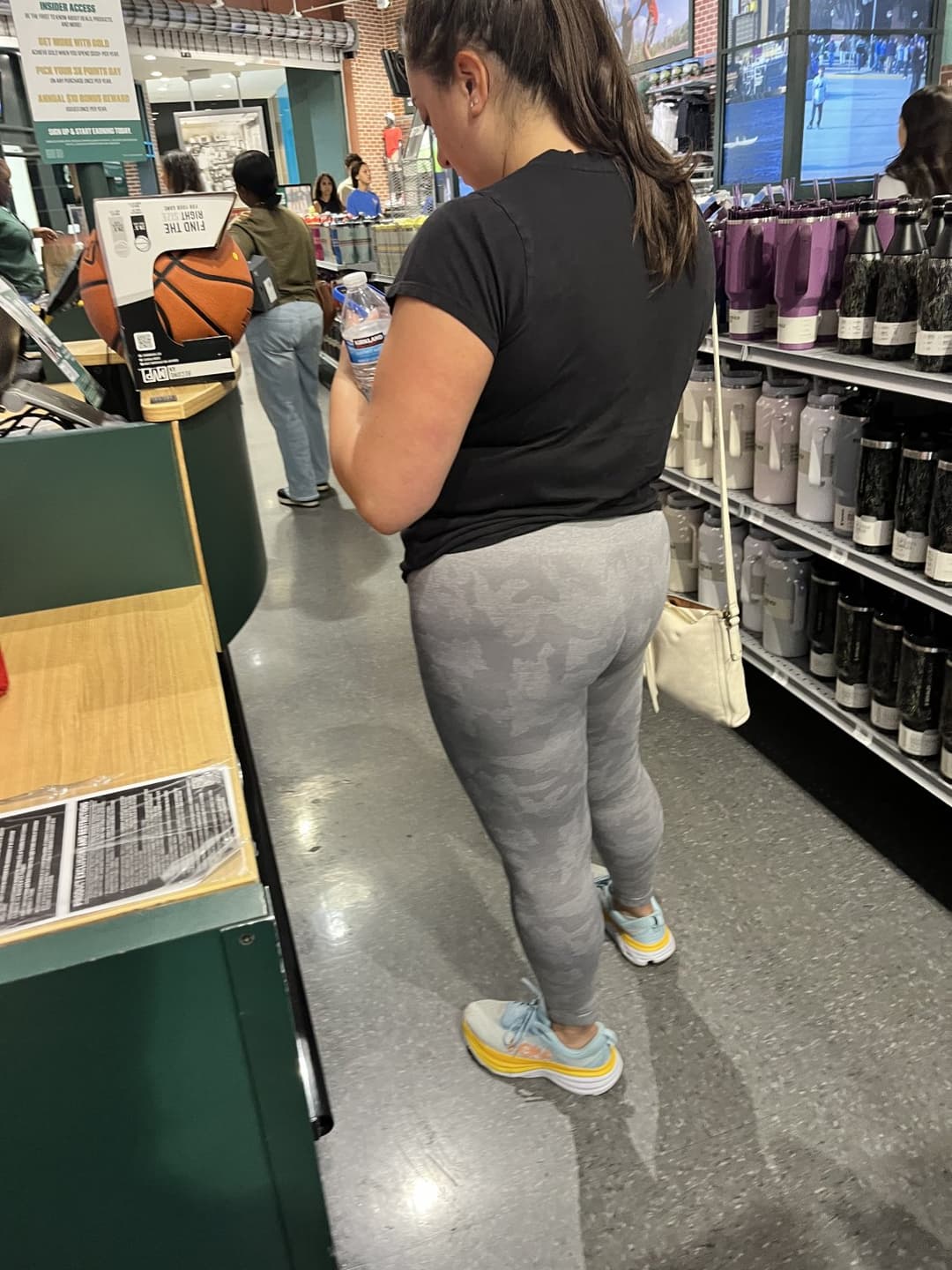 College Teen Shopping Store