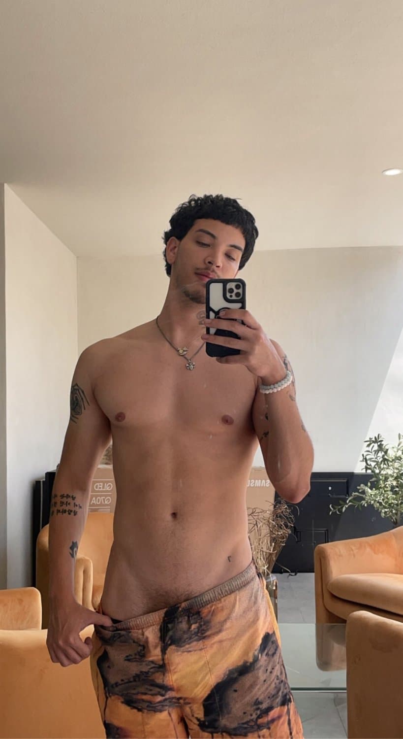 Louie Stark / LouieTV