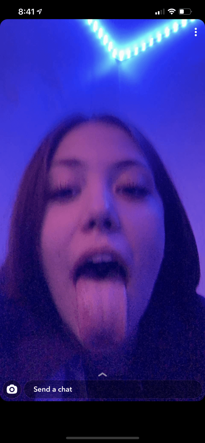 Click to view full size Teen GF has dirty white socks