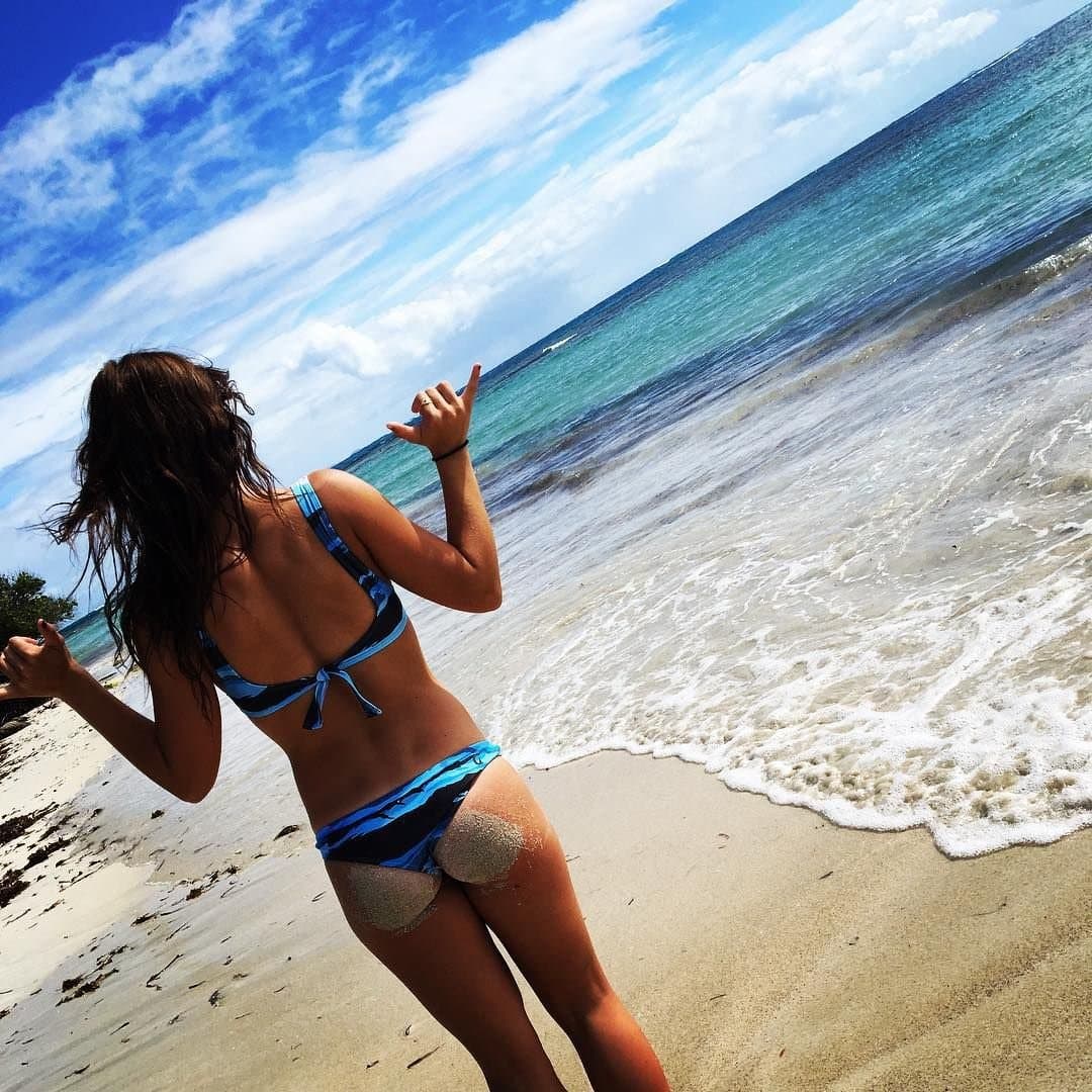 Sexy bikini @ the beach