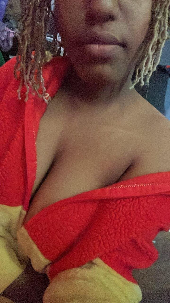 thick ebony girlfriend shared blacked
