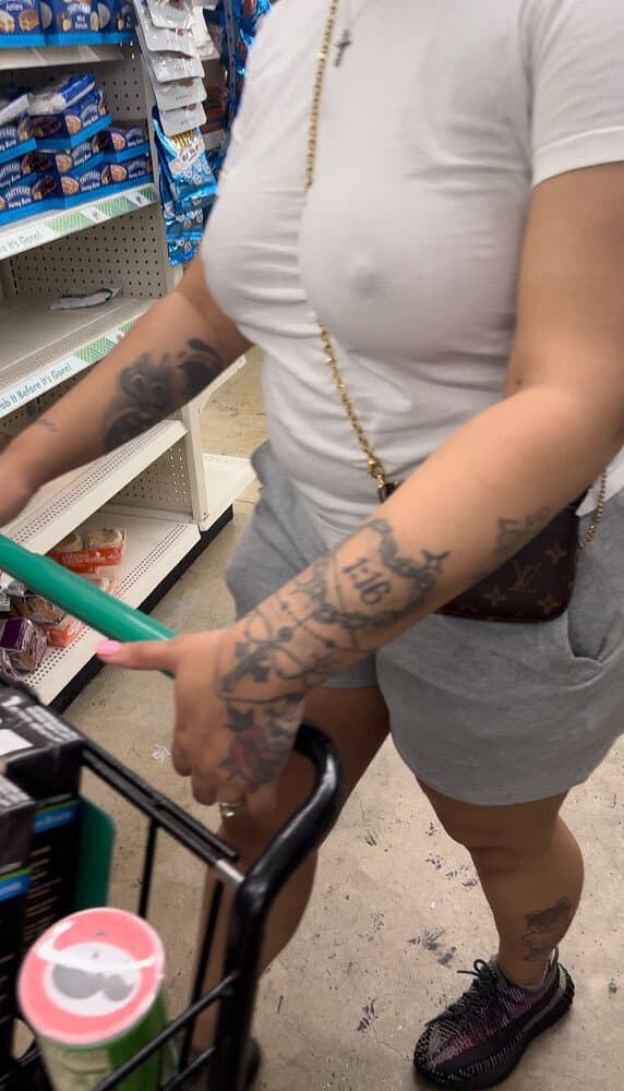 Thick Puerto Rican With Pokies