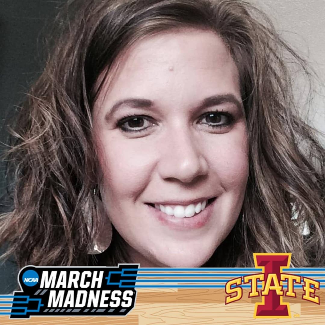 Wonder what made Jaime, Stephanie, and Heather happier. Iowa States bowl win or flashing for G G W