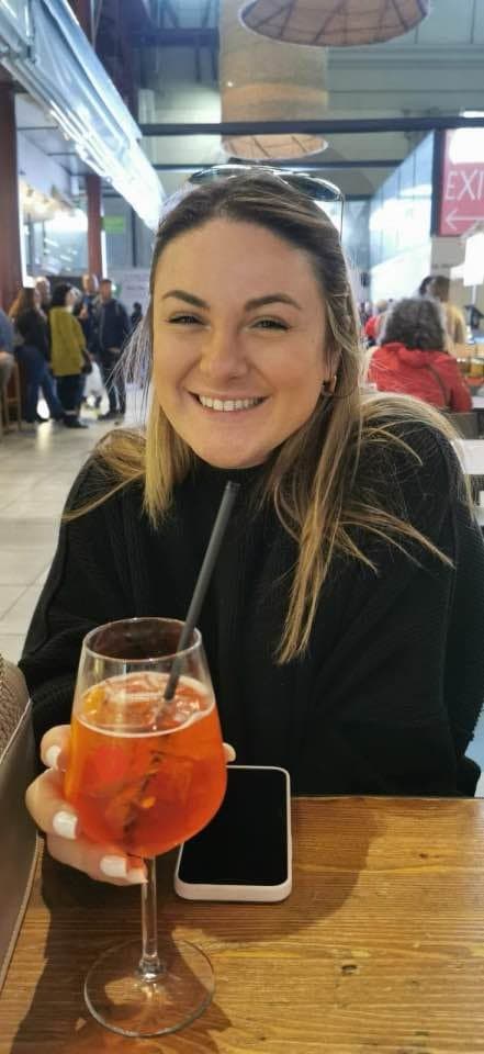 Mother and Daugher Websluts Liza and Allie Leak