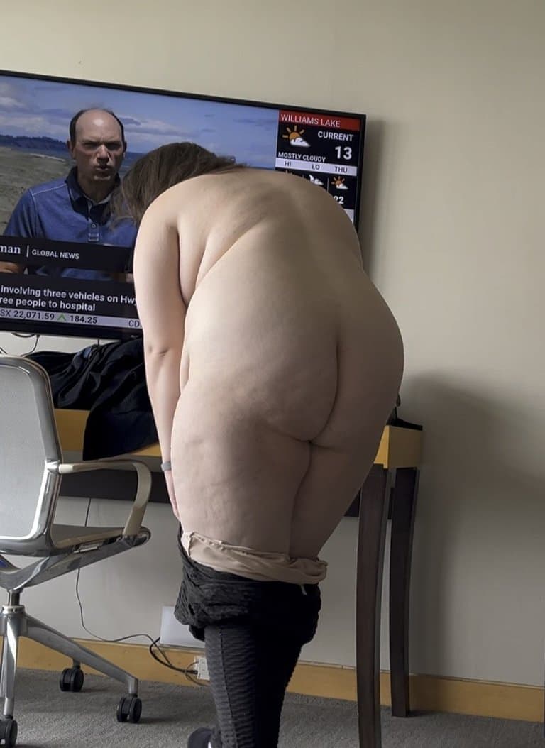 More fat wife naked in hotel room (Pls share!)