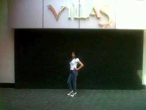 Vendedora mexicana sexi de Elektra