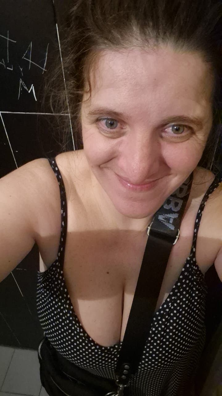 41 años la Vicki de Córdoba capital me manda estás cositas ya en estos días nos encontramos