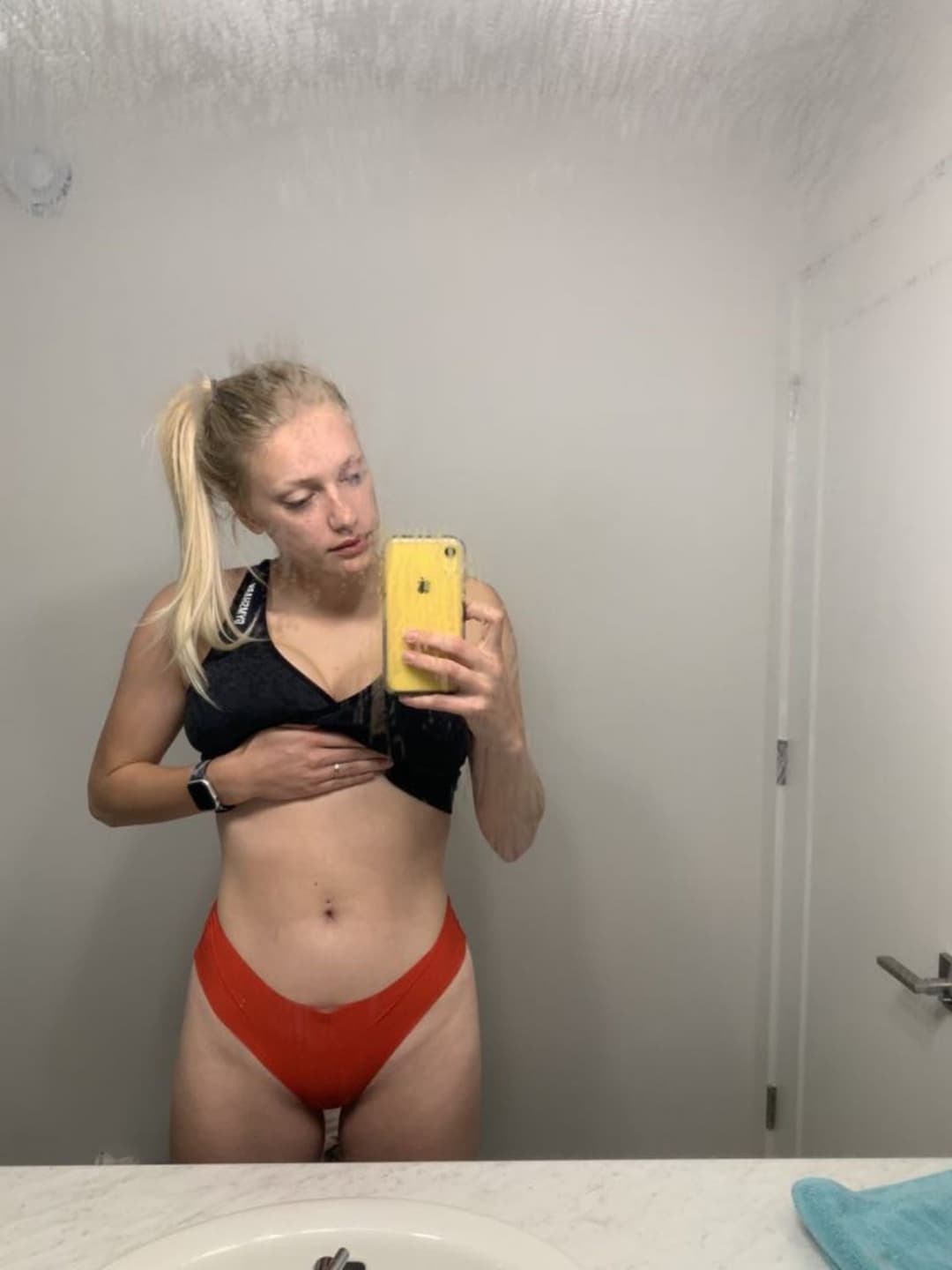 27yo MILF webslut Brooklyn E Albert Canada submitted herself!! To be famous and everywhere