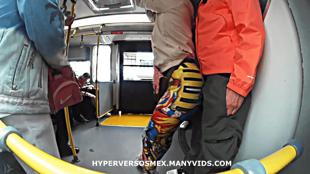 Woman Caught GRINDING That Ass on Subway  (Hidden Cam)