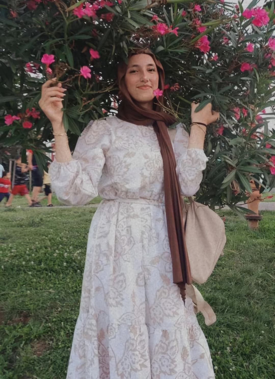 Syrian Arab hijab ? in UAE ??