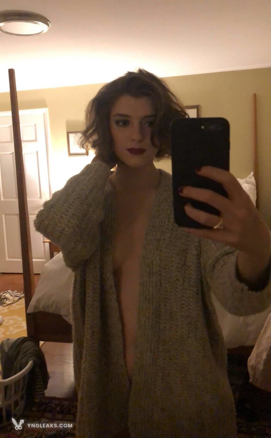 Click to view full size Jayne