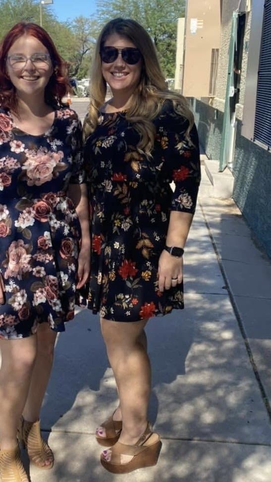 Sexy busty high school teacher Mandi Casillas Bolinger is so sexy and has perfect feet