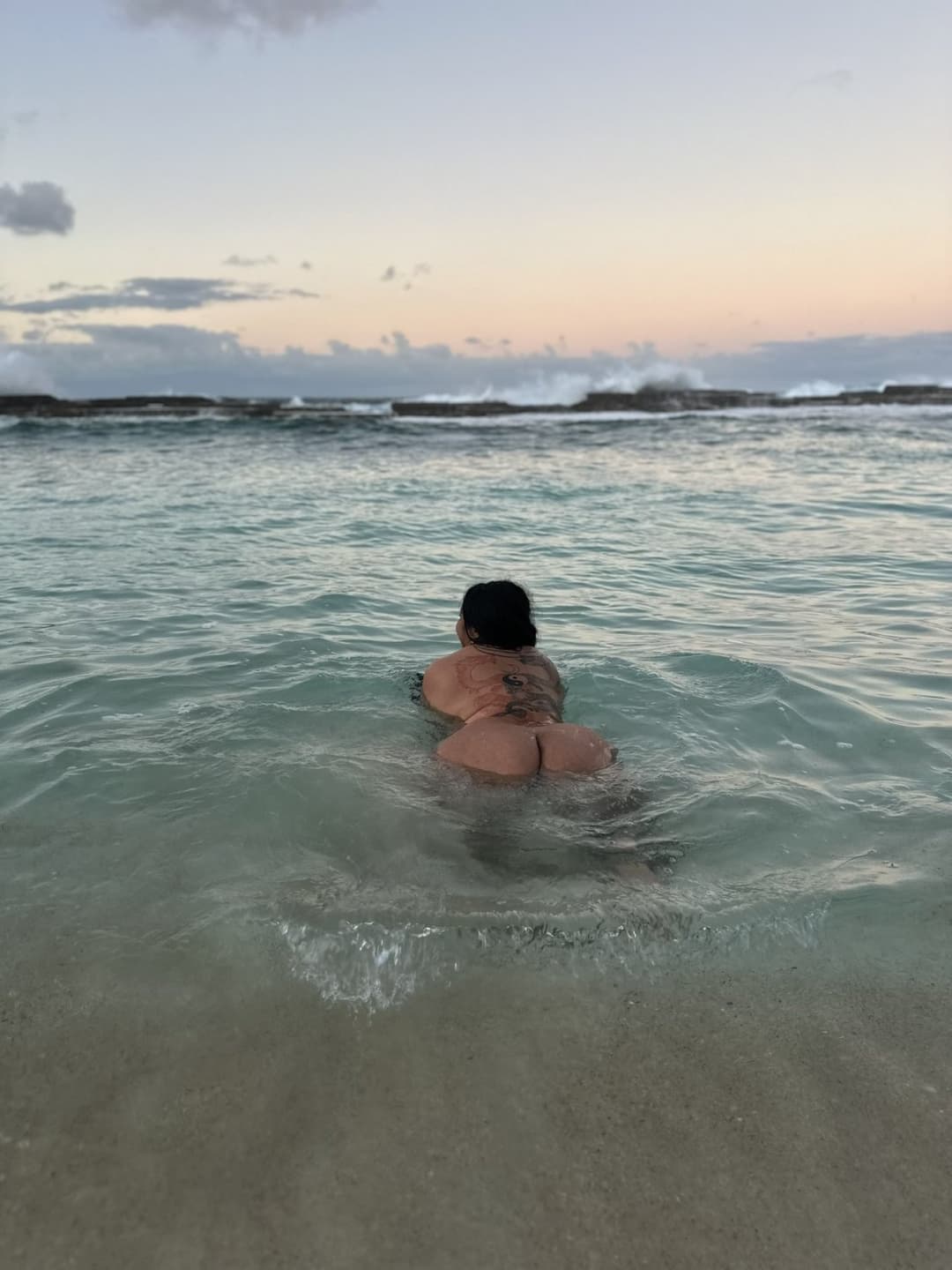 Click to view full size Pacific Islander huge fat ass