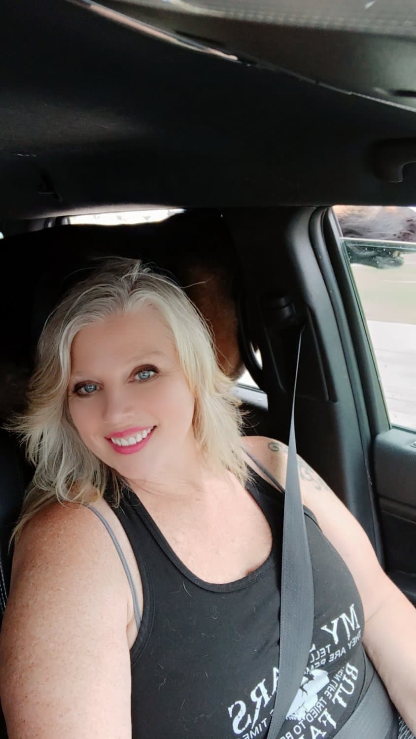 Meet Me At My My Office After Work For Topless Pictures - Big Boobs Blonde , Arizona free Use