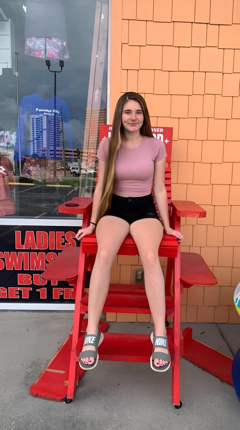 Morgan needs everybody’s cock/cum! Feel free to repost her. Gonna call this the Morgan cum challenge