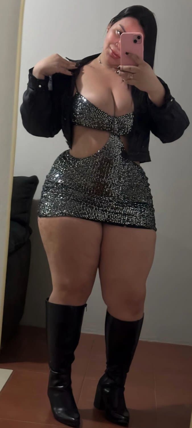 Cavala D+ um corpo desses foi feito pra fazer sexo, gostosa do Cel máquina de sexo transar