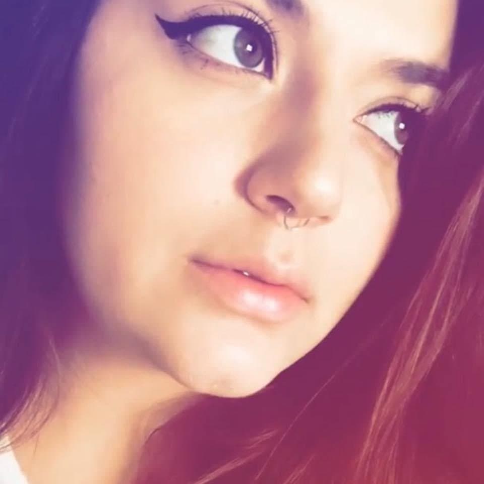 More from our favourite pregnant slut Angelica