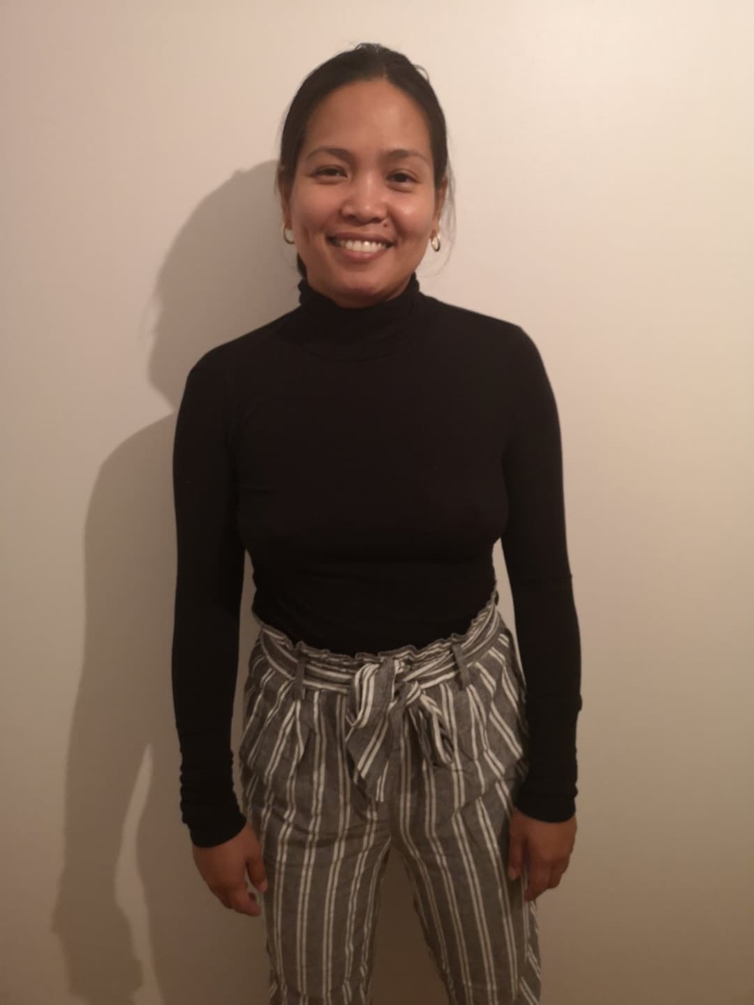 40 yr milf Filipino slut loves to be seen