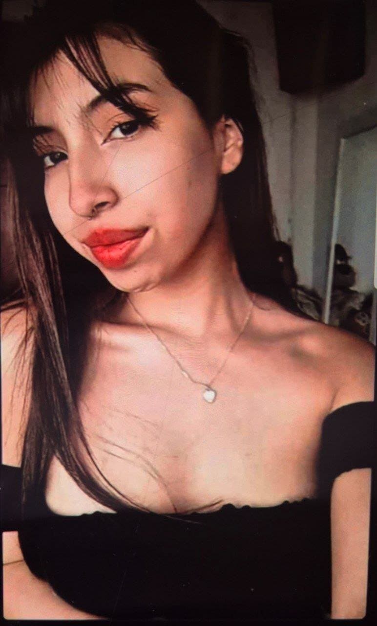 Click to view full size Salome universitaria iniciando en la putería