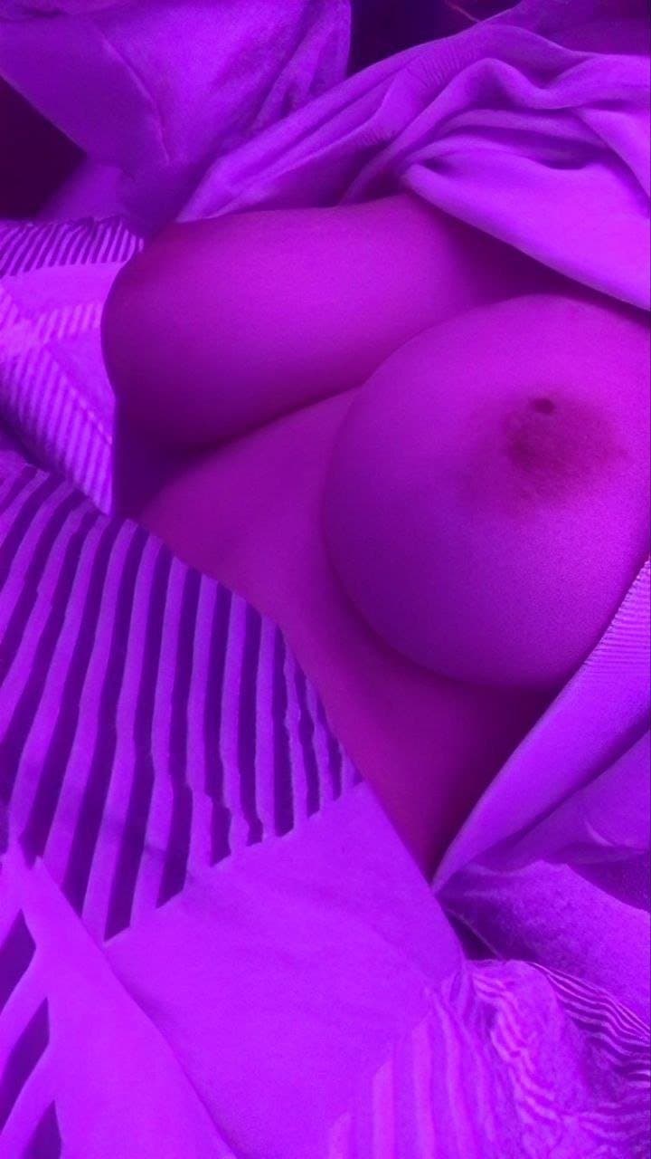 Submitted and risked Girlfriend. Want to risk your girl too? DM me