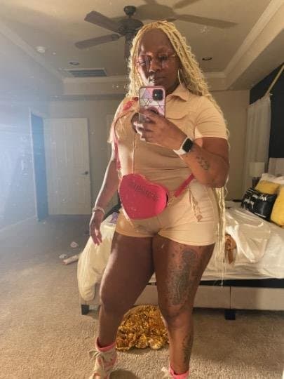 BAD MOM. Raw.Authentic. REAL mature ebony cougar milf bbw mom FOUND IN HER PHONE