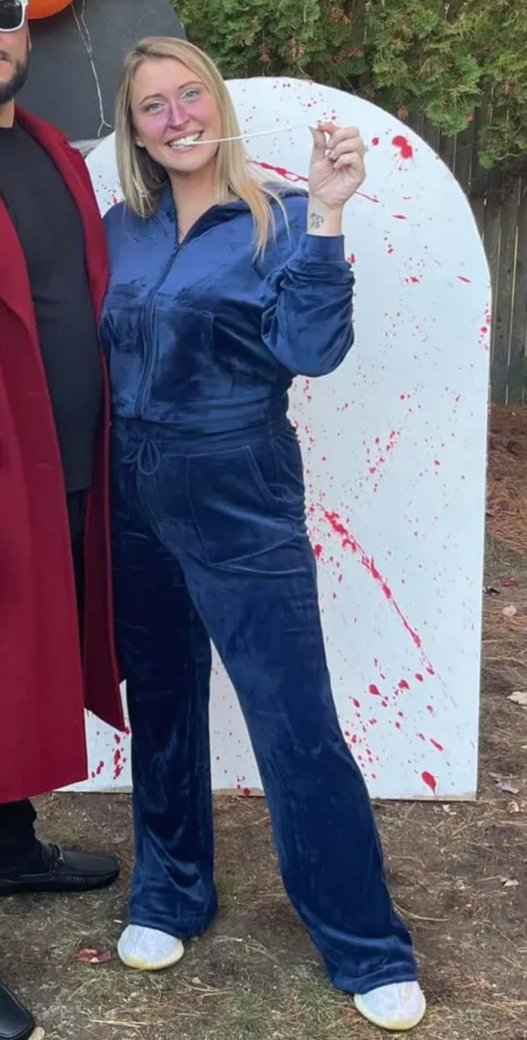 My sexy ass milf step sister. X: Johndoeg1y