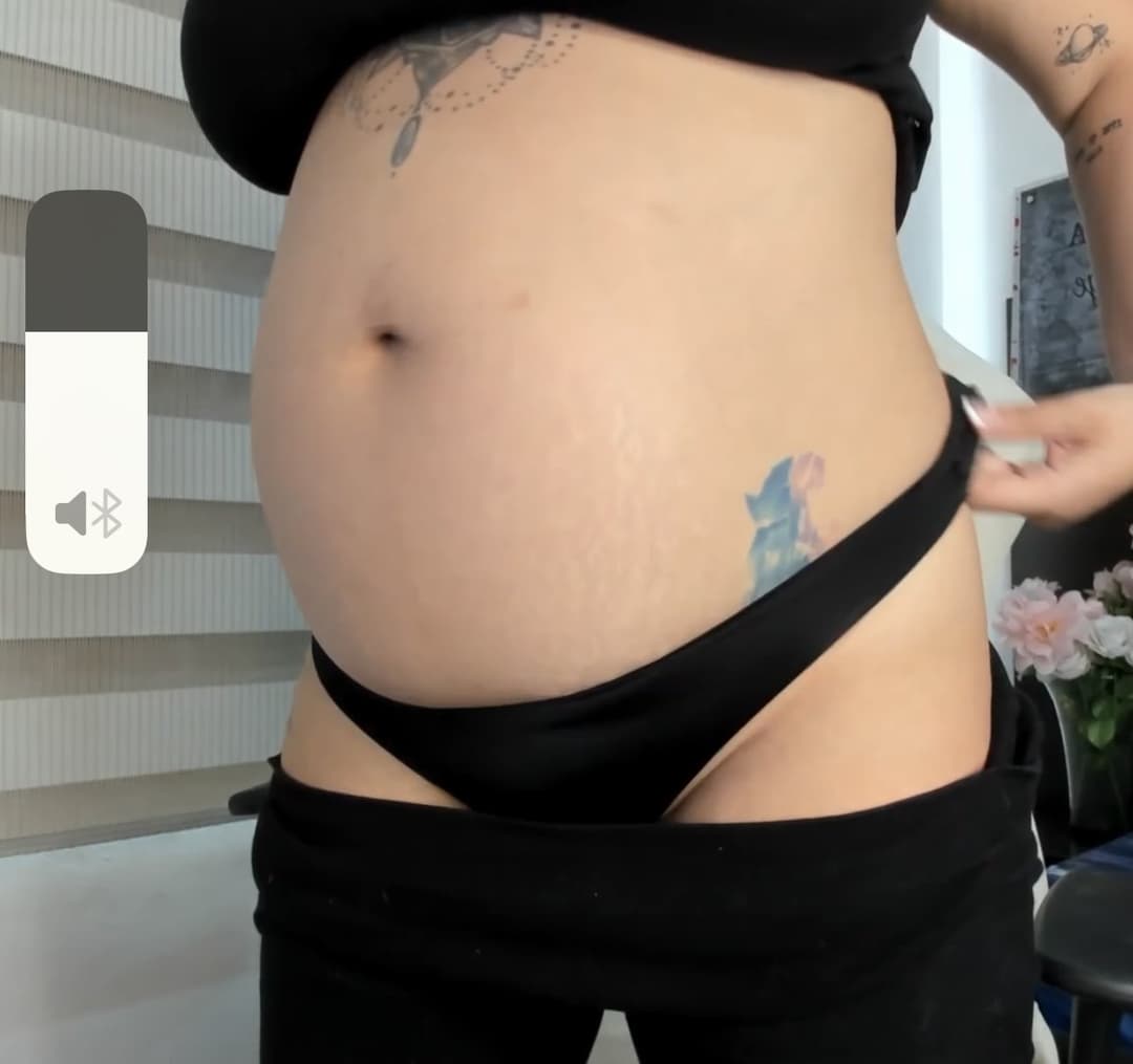 Click to view full size Pregnant Camwhores Pt. 8