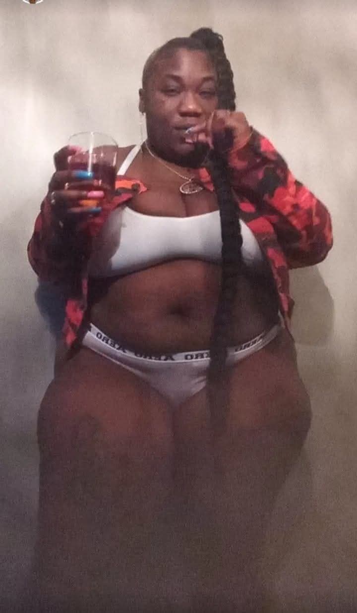 HUGE THICK MEGA EBONY BBW BUG OLE JUICY ASS BOOTY