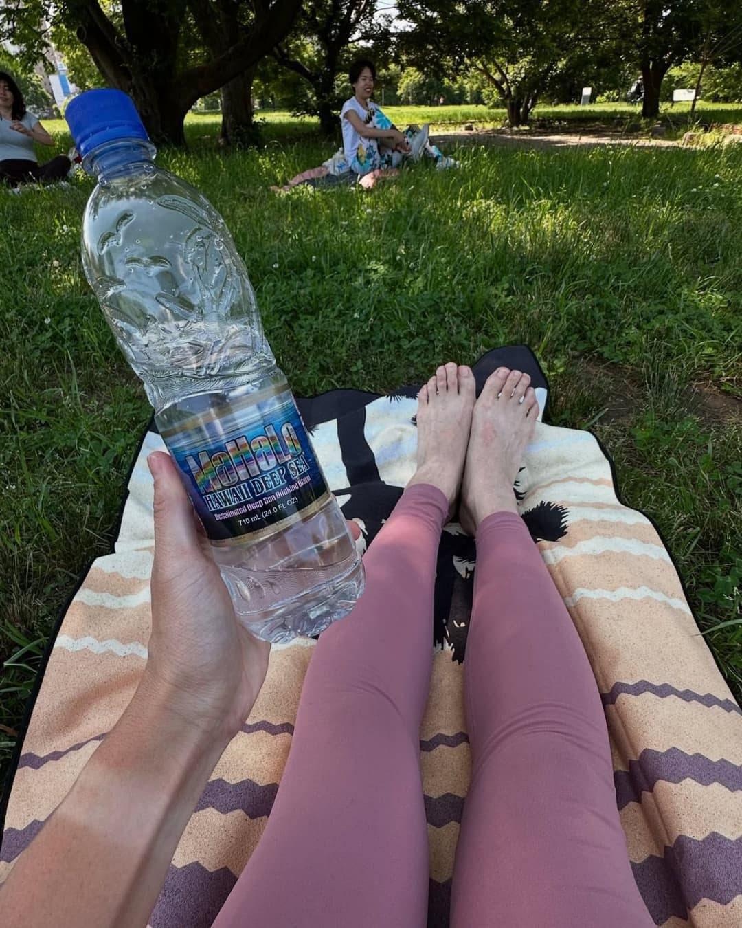 Asian feet / shoes & cum 2