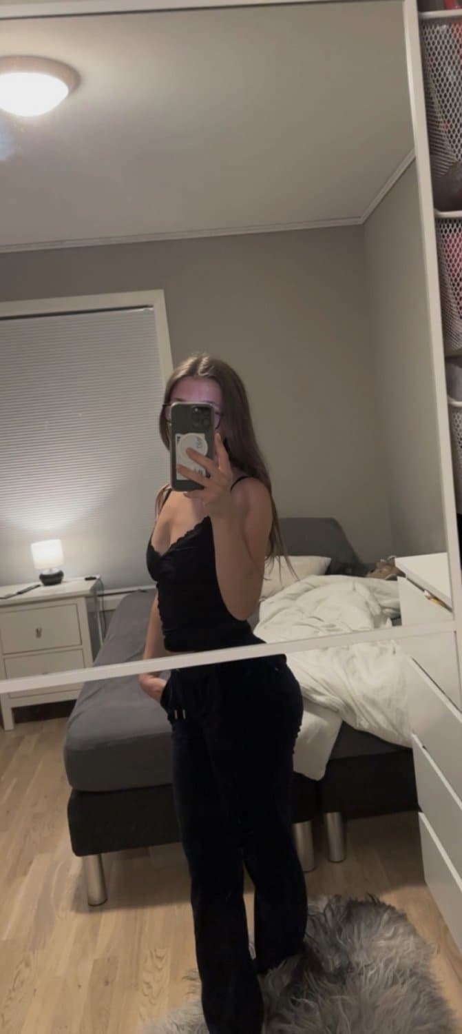 Make me regret sharing my girlfriend Kik throwaway66600