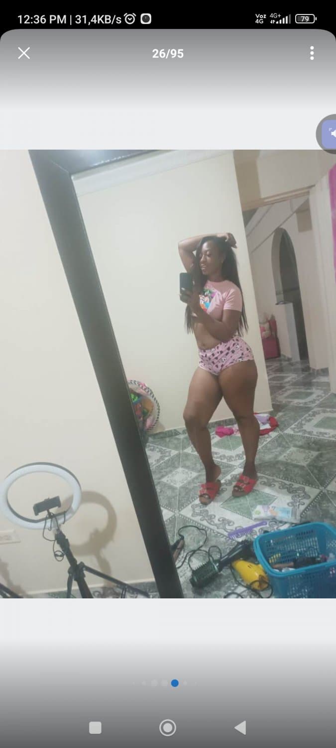 Jackeline Negrona Nalgota de la App  Nozy.video.livestream