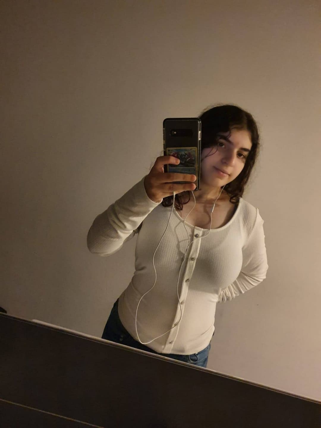 Click to view full size British big boobed slut