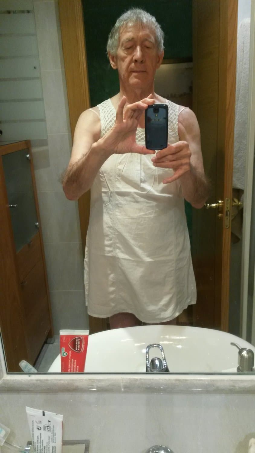 1Fernando Afeminado Lencería Mujer Rosa (2)