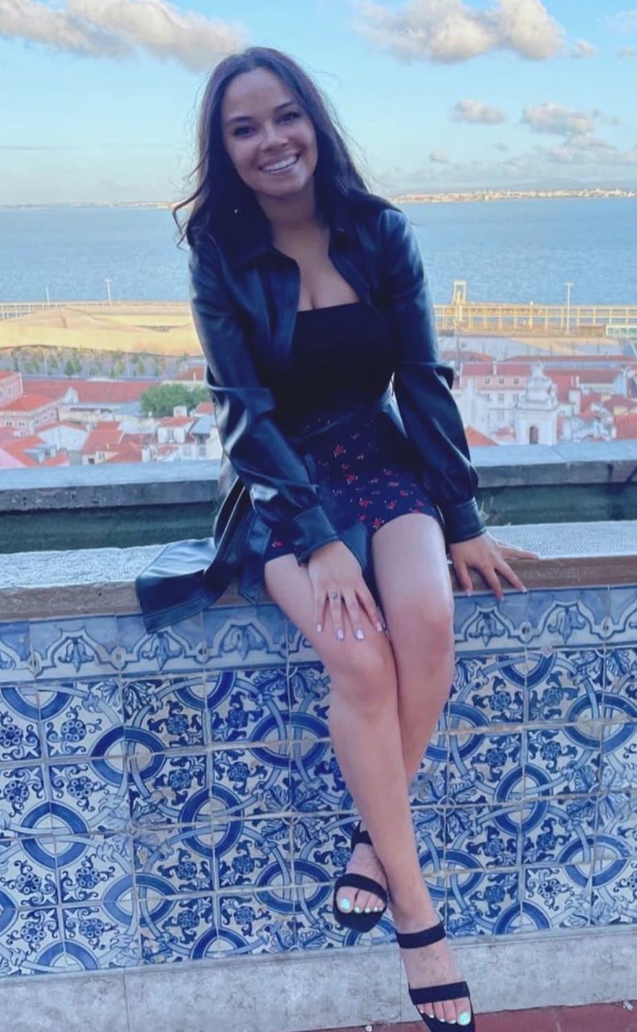 Click to view full size Exposing another drunk irl whore w huge fucking milkers that I ejaculate to