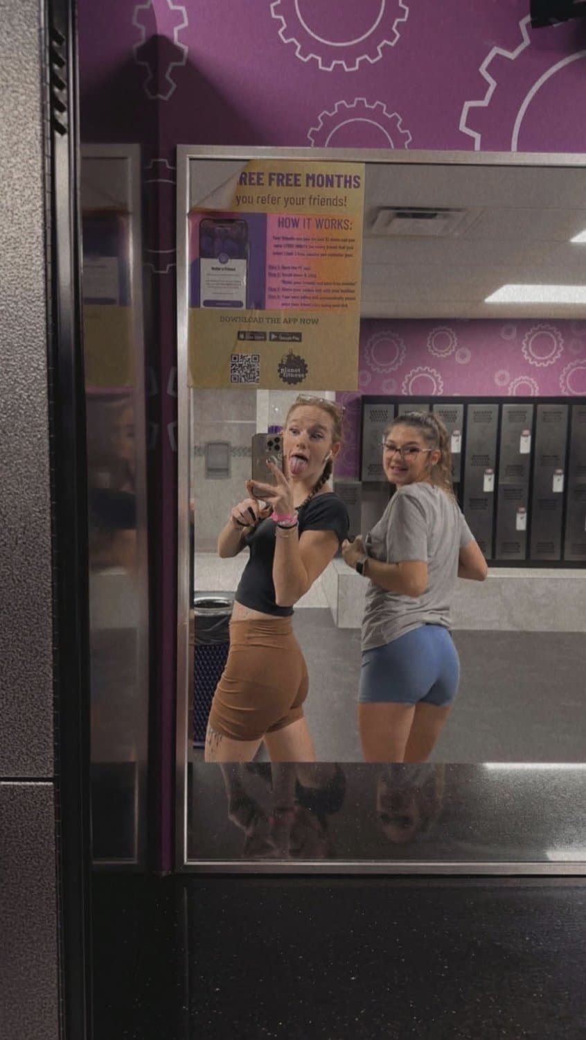 20 award old gym slut Maddie, is leaked by ex bf